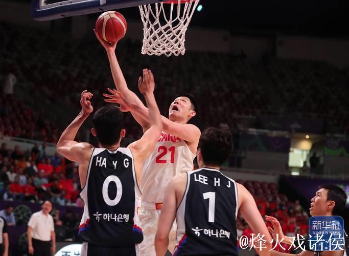 男篮世界杯预选赛:中国男篮在北京五棵松体育馆对阵韩国队 男篮世界杯预选赛:中国男篮在北京五棵松体育馆对阵韩国队